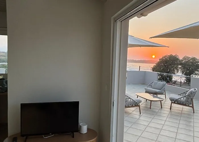 Nea Chora Seaside Apartment