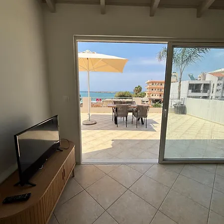 شقة Nea Chora Seaside *